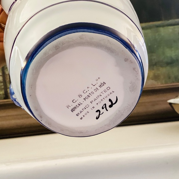 Majolica Grapevine Pitcher Country Farmhouse Decor RC Cal Hand Painted Portugal - Picture 10 of 12